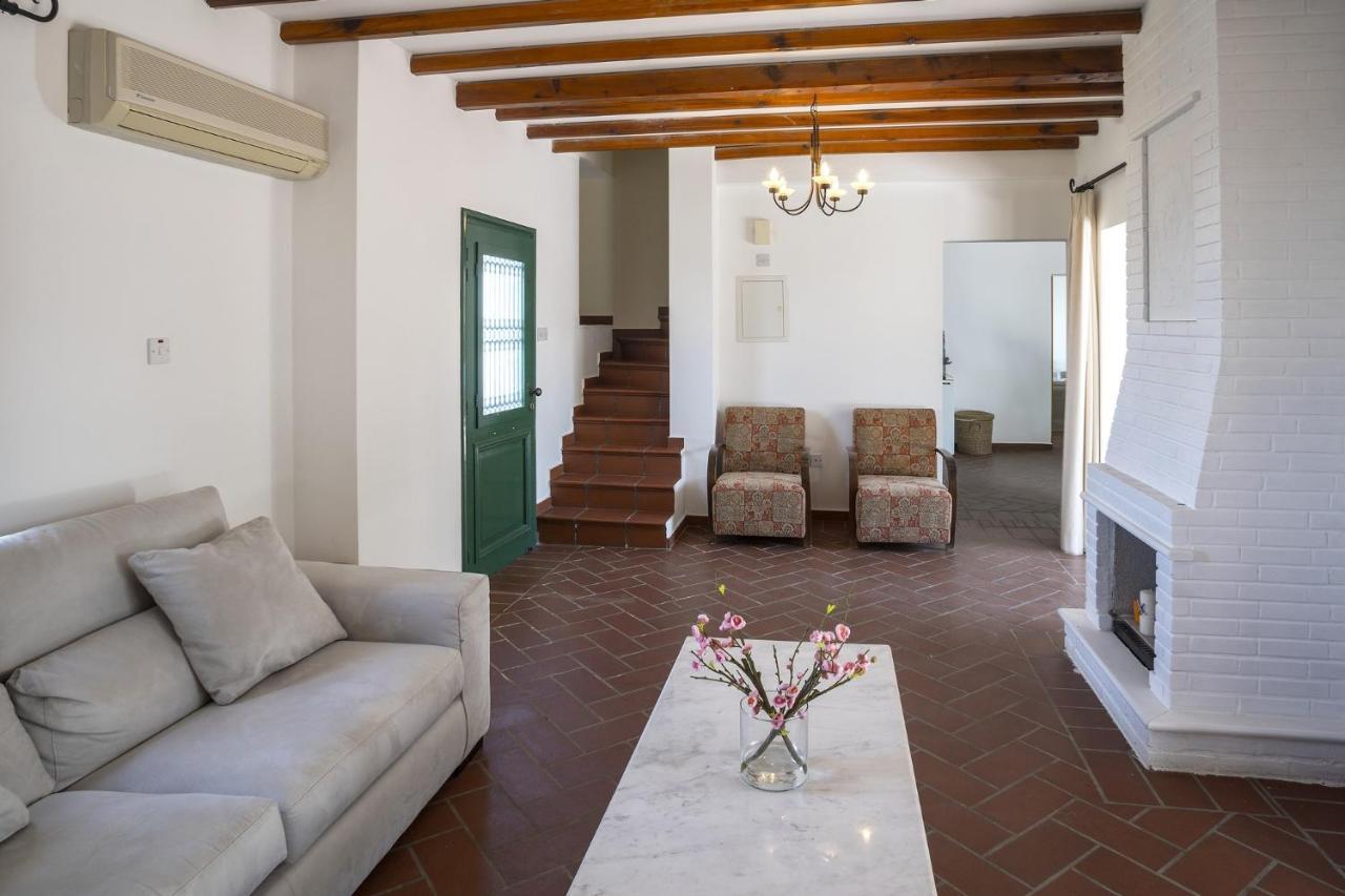 The Apple Tree Villa Protaras Dış mekan fotoğraf